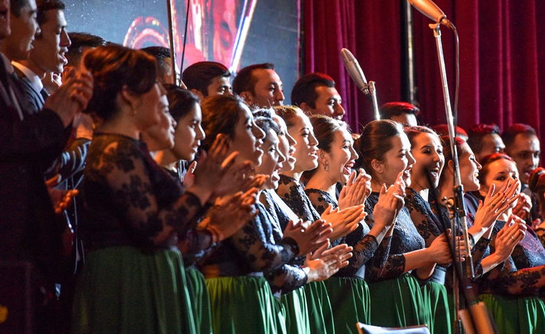 Узбекские звезды эстрады помогут развитию регионов Узбекистана