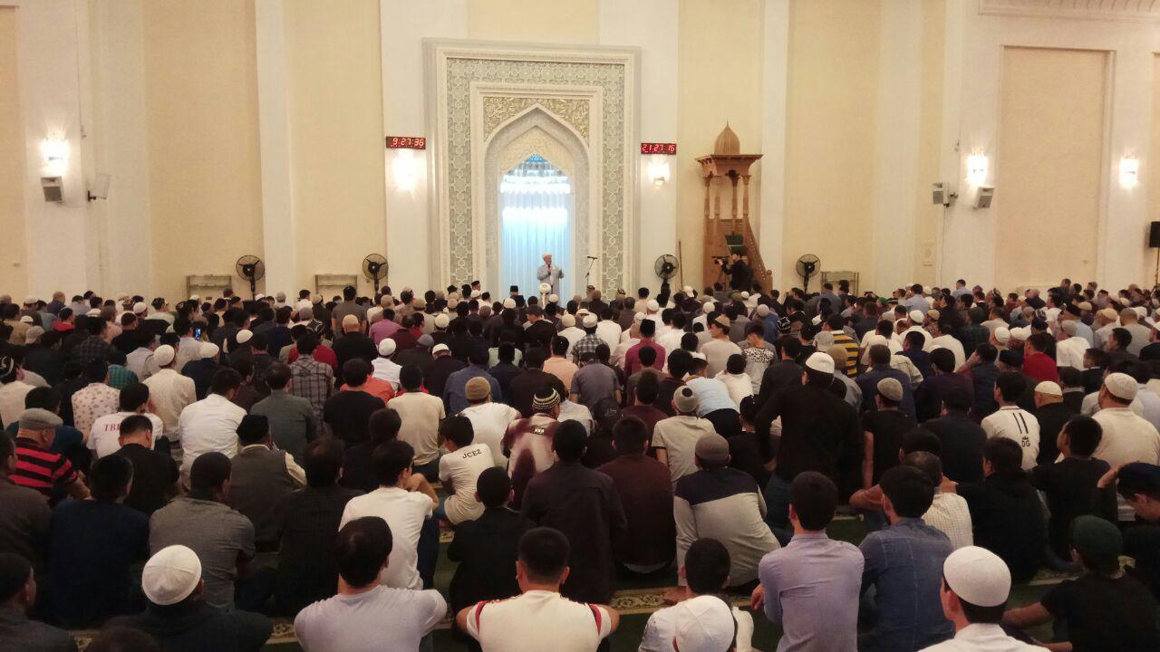 Объявлен размер закята, фитр-садака и фидья-садака в месяц Рамадан 