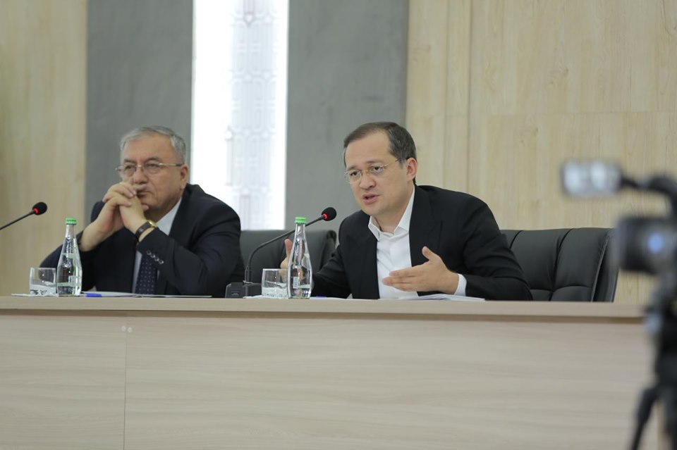 Комил Алламжонов раскритиковал издание «Озодлик» за однобокость и предвзятость 