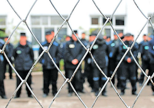 В Узбекистане в честь Рамадана планируется массовое помилование заключенных