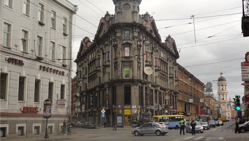 В Питере двое мужчин похитили узбекистанок и насиловали их несколько дней