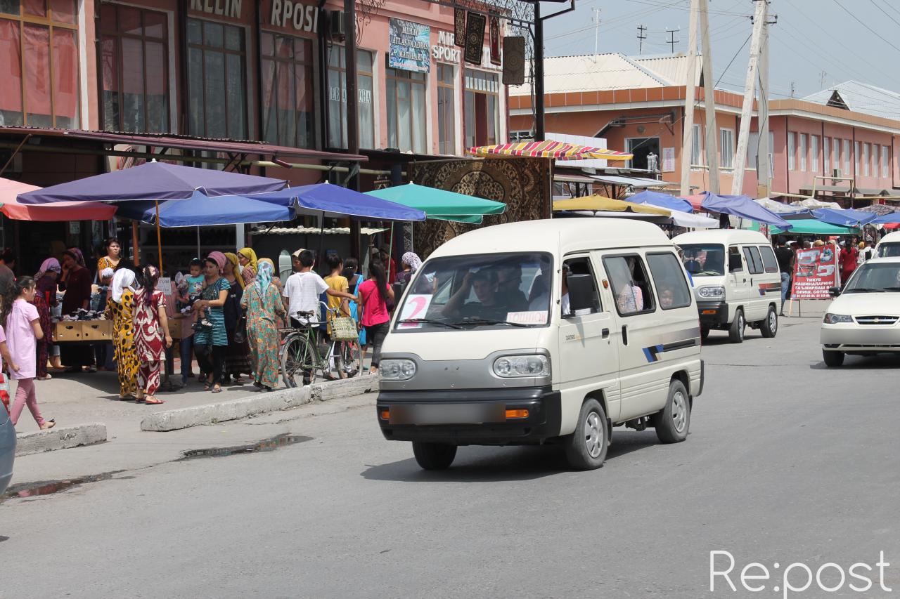 В Маргилане за ночь сгорел крупнейший продуктовый рынок – ТРЗ (видео)
