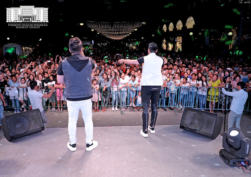 На бродвее состоялся музыкальный конкурс «Doppi challenge»