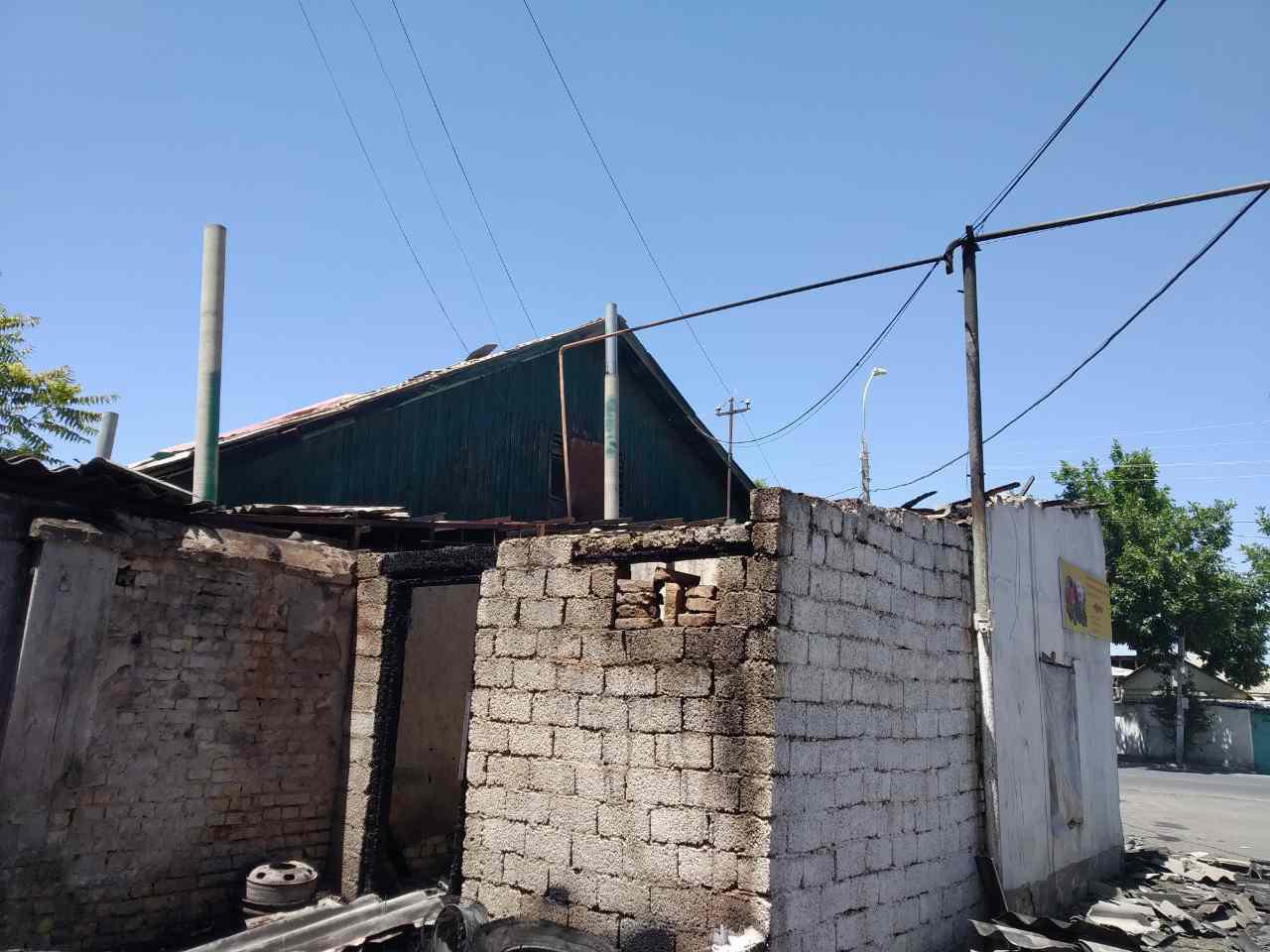 В Яшнабадском районе два дня подряд возникают пожары 