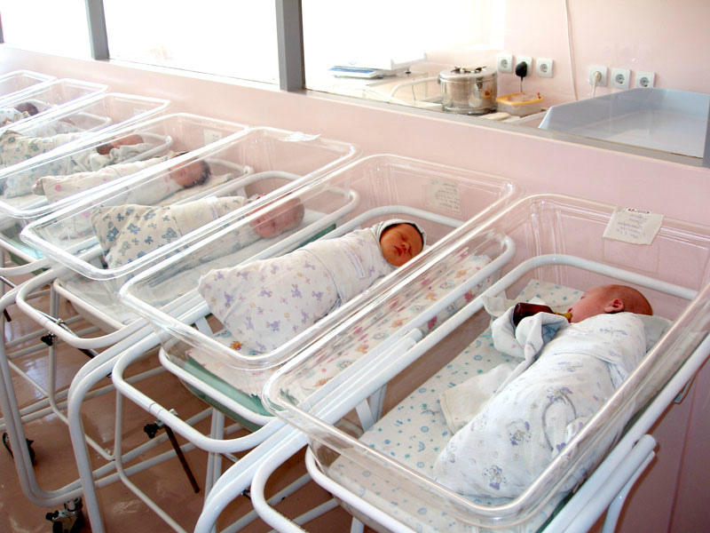 В Самаркандском роддоме роженице подменили живого ребенка мертвым 