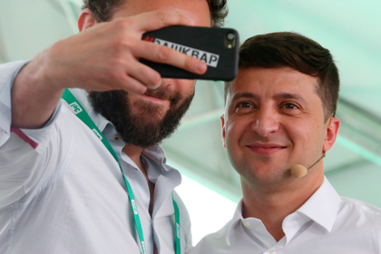 Зеленский сделал блогера ответственным за инвестиции