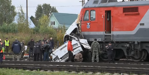 В России отправили в тюрьму водителей автобуса, из-за которых погибло 17 узбекистанцев