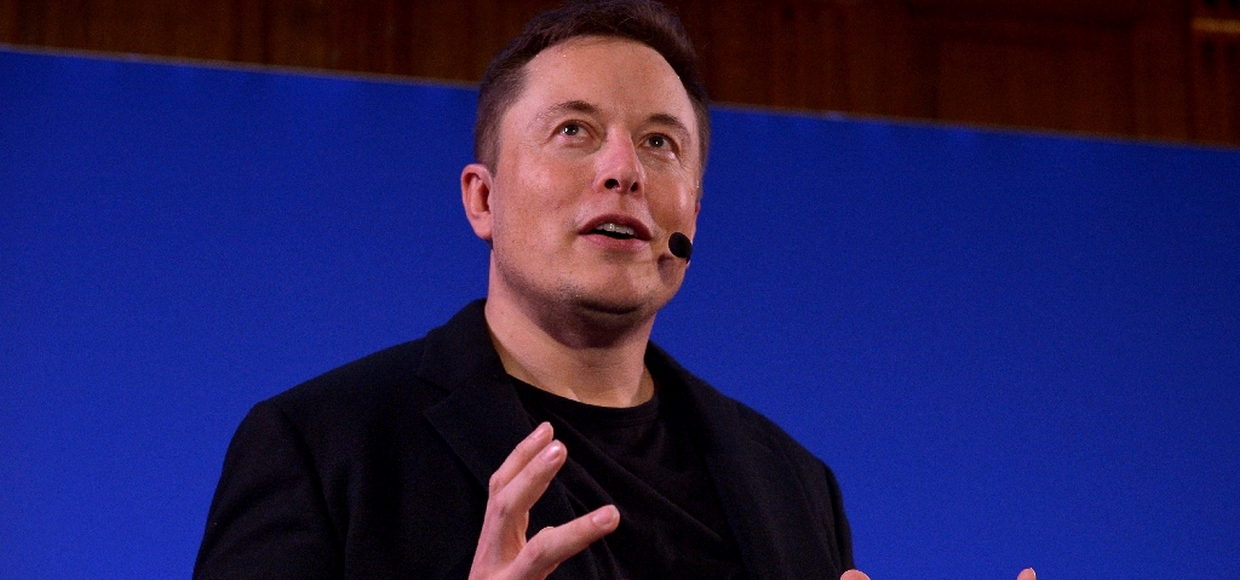 Илон Маск назвал дату выхода электросамолетов