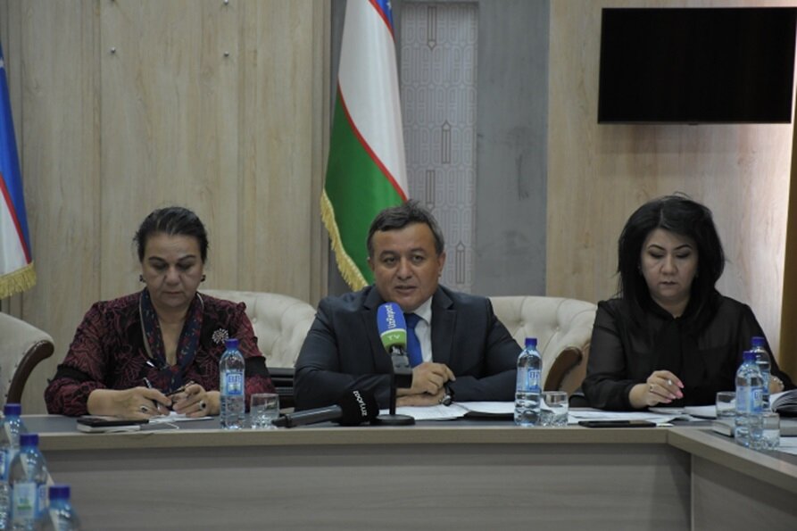 Минздрав: «работать медиком за низкую зарплату — патриотизм»