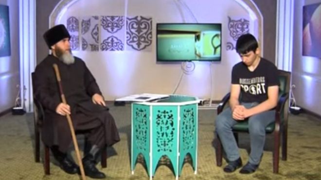 Чеченского подростка заставили 46 минут извиняться перед  Кадыровым