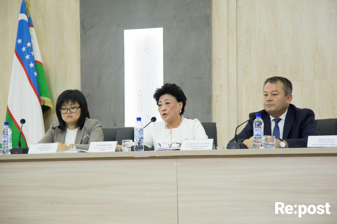 В Узбекистане повысили зарплаты воспитателям