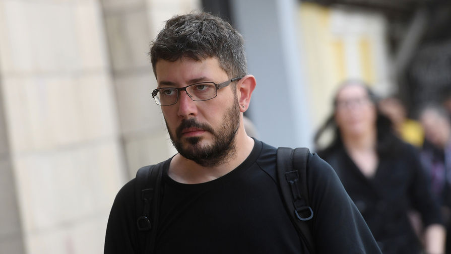 Артемий Лебедев объяснился за слова о бегстве из России