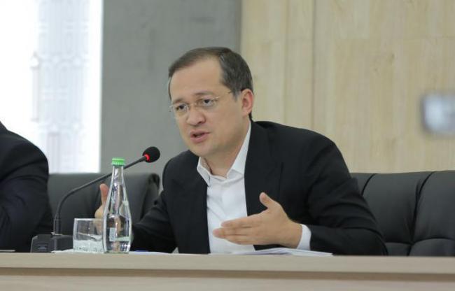 Алламжонов сообщил блогерам и СМИ об ответственности за комментарии читателей: как отреагировали соцсети