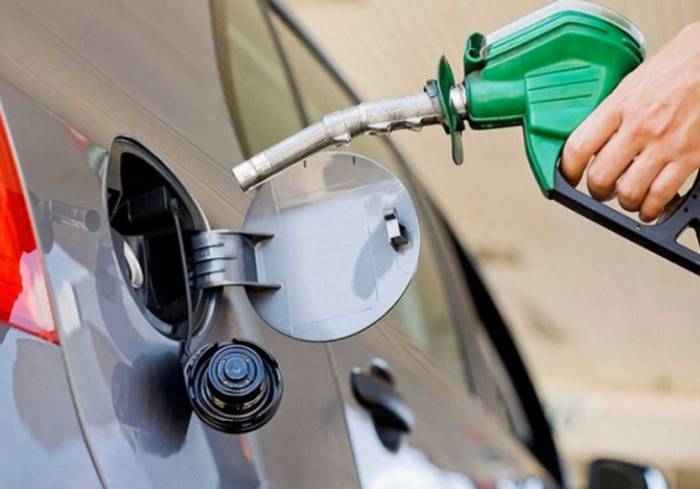 В Узбекистане сократилось производство бензина