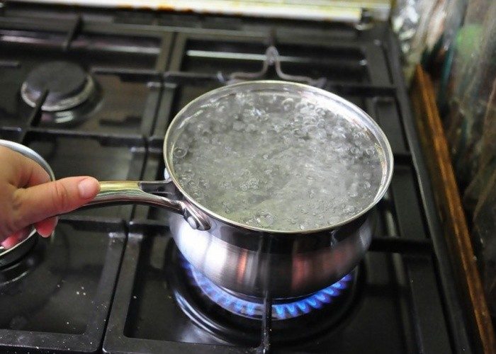 Когда в вашем районе планово отключат горячую воду? 