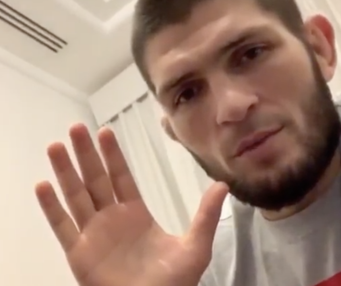 «Всем братьям большой салам передавай»: Хабиб Нурмагомедов записал видео для Отабека Умарова