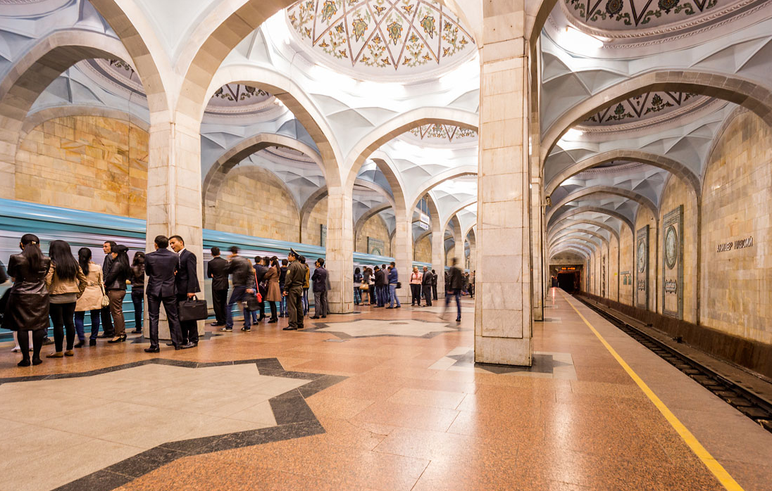 Хокимият предложил ташкентцам на день отказаться от авто, проехаться бесплатно в метро и больше гулять
