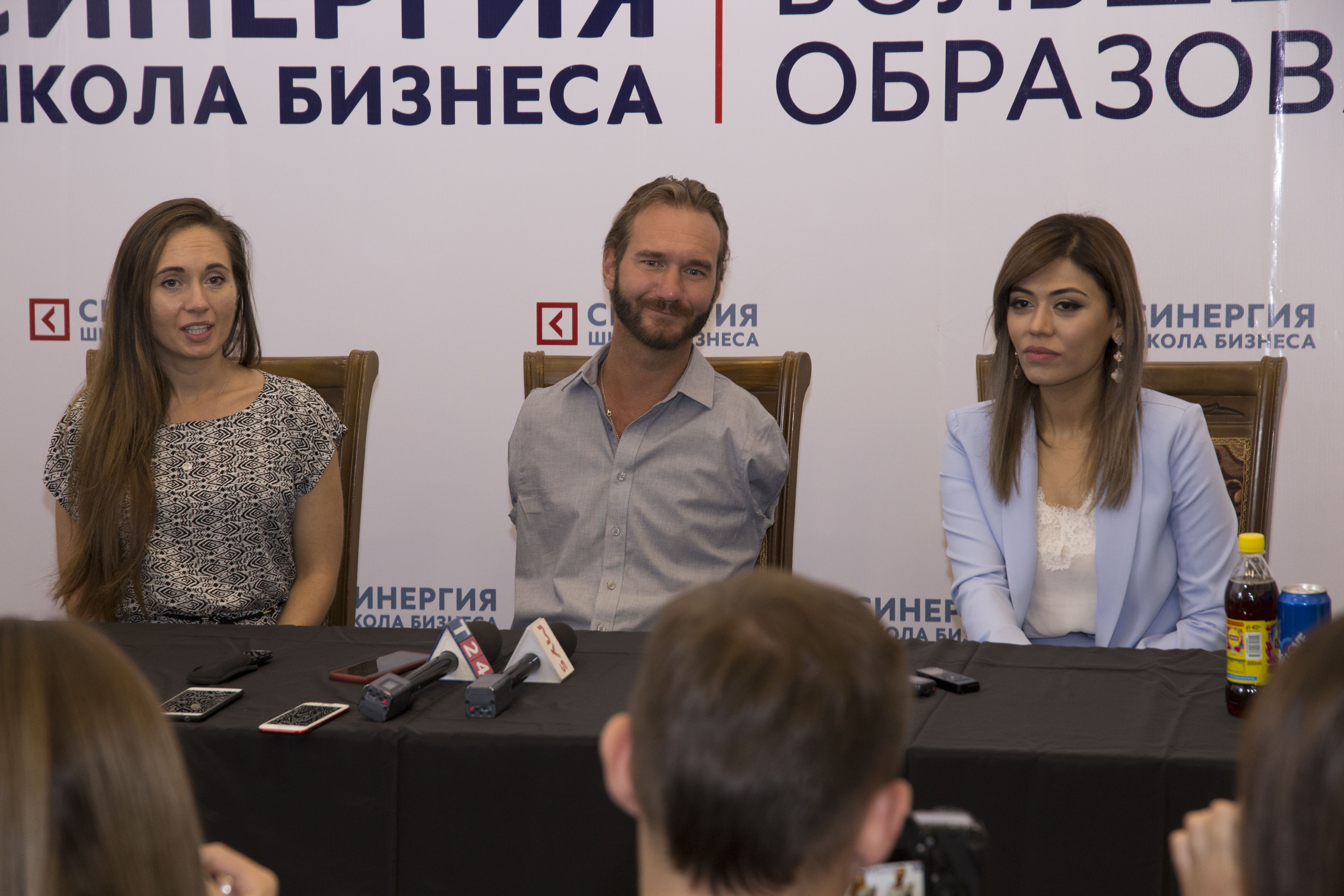 Бизнес-школа «Синергия» в Узбекистане организовала форум «Жизнь без границ», главным гостем которого стал мотивационный оратор Ник Вуйчич