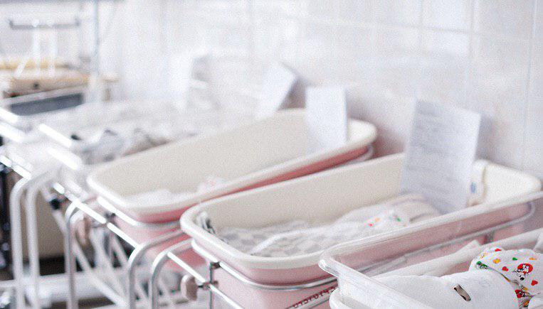 Выбросившая из окна роддома в Намангане двух младенцев женщина нашла себе оправдание