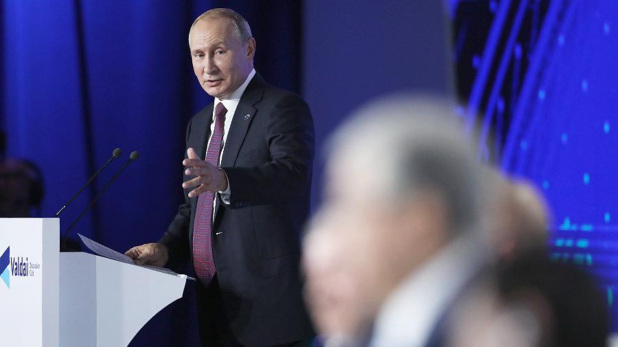 Путин не захотел новых военных блоков