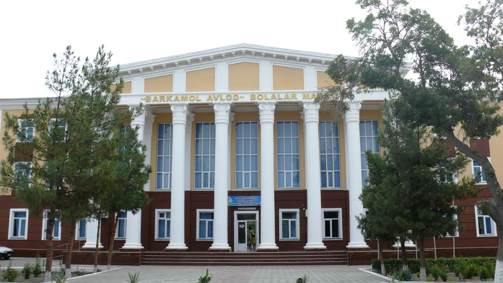 «Баркамол Авлод» из статуса центров переходят в статус школ