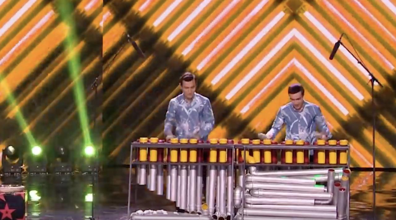 Узбекистанцы тапочками сыграли хит Шакиры на Central Asia Got Talent – видео