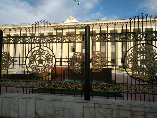 Хоким Ферганы незаконно отобрал частную собственность предпринимателя: Минюст прокомментировал ситуацию