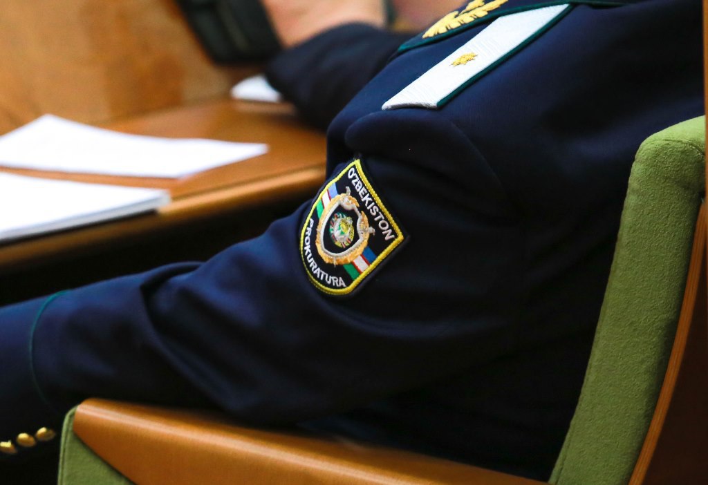 Сотрудникам прокуратуры и СГБ ослабили неприкосновенность 