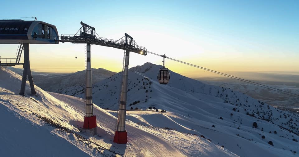 На горнолыжном курорте Amirsoy погиб молодой человек