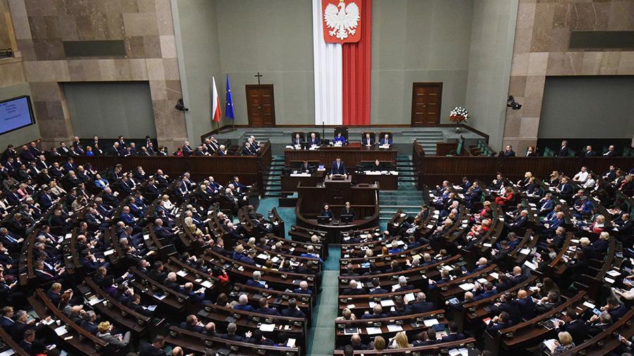 Сейм Польши уравнял ответственность СССР и Германии за начало войны 