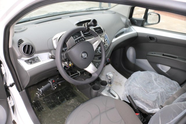 UzAuto Motors начала переоборудовать автомобили для людей с инвалидностью 