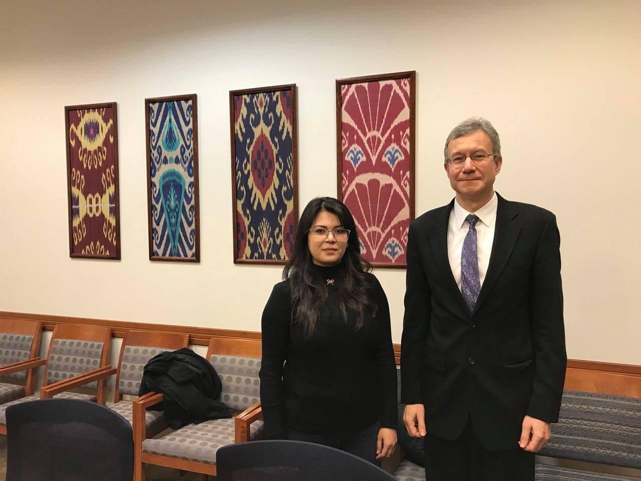 В посольстве США прокомментировали отъезд из страны блогера Нафосат Оллашукуровой и напомнили о свободе слова