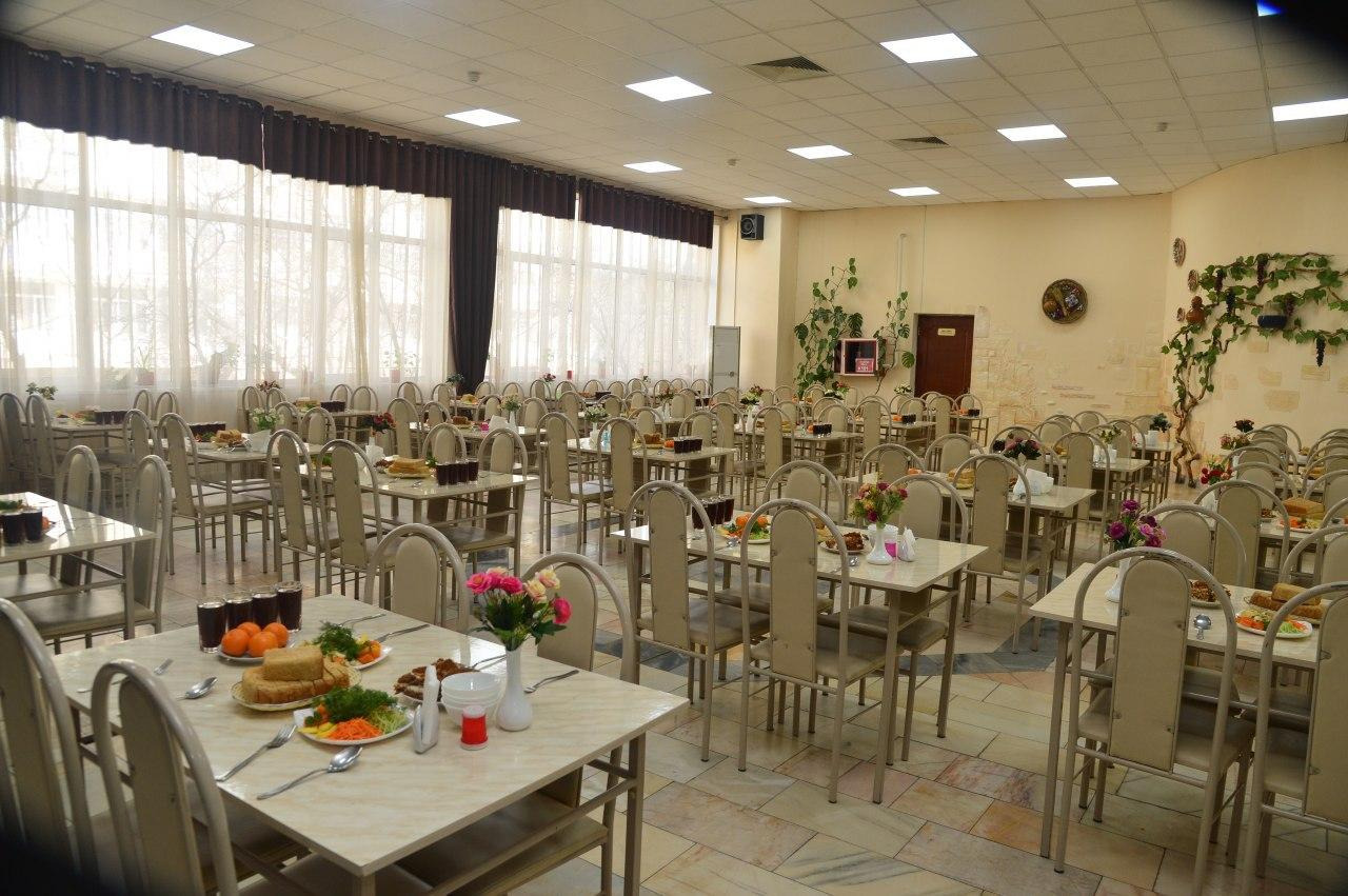 Стало известно, в каких условиях живут эвакуированные из Китая узбекистанцы 