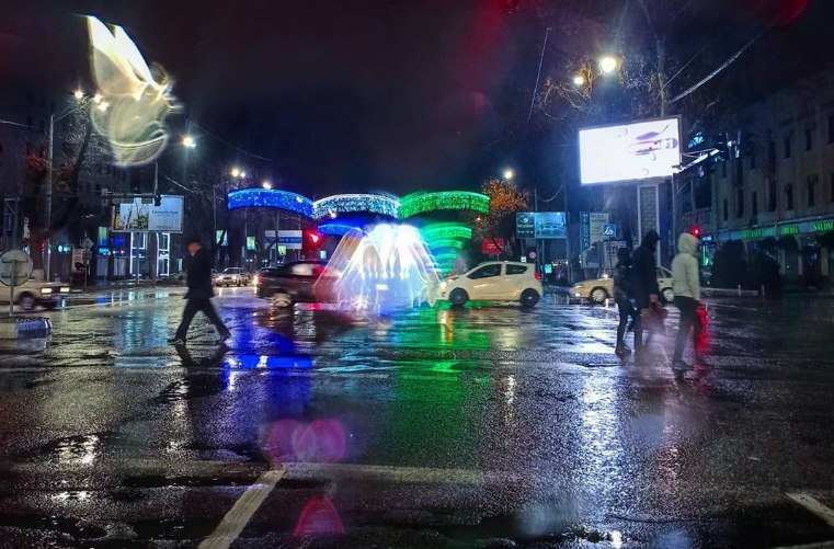 Узбекистанцам напророчили дождь и снег 