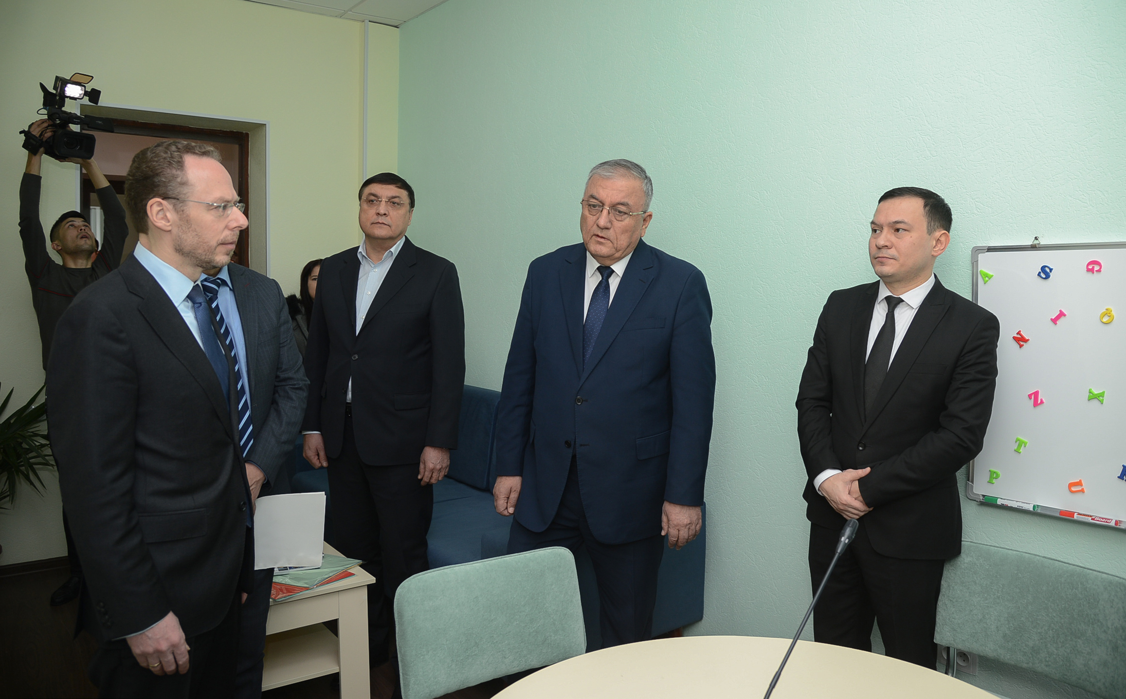 В Узбекистане впервые открыли в уголовном суде дружелюбную к детям комнату допроса 