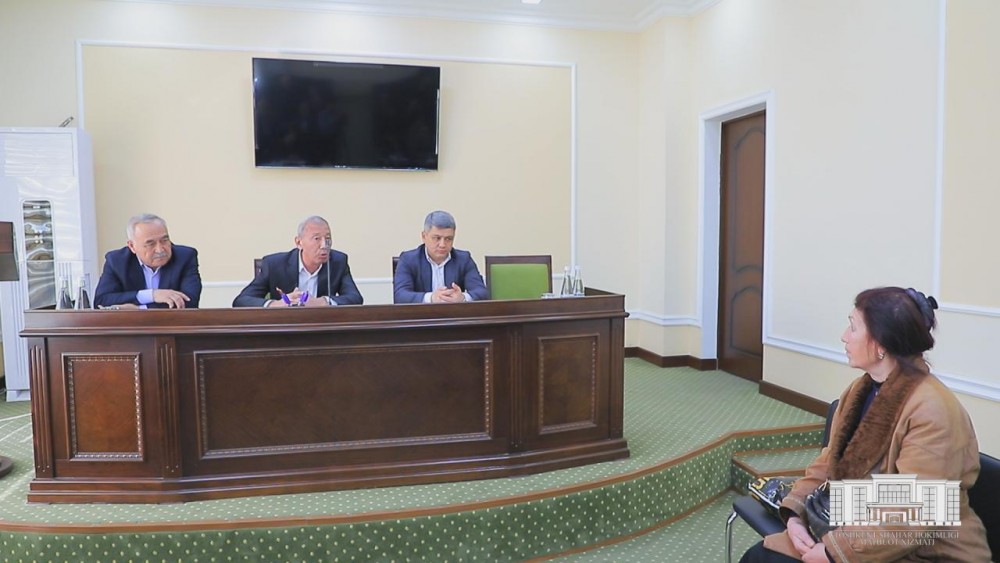 Хоким Шайхантахурского района провел выездной прием