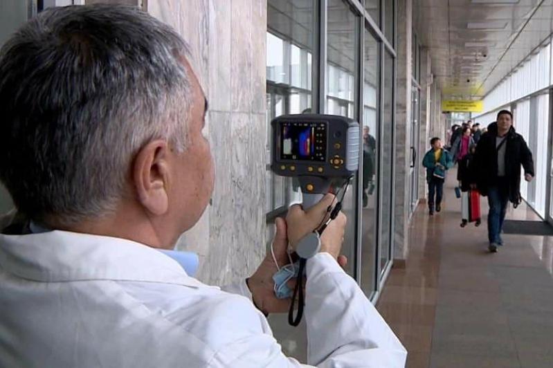 В Киргизии зарегистрированы первые три случая заражения коронавирусом