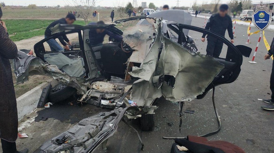 В Бухарской области произошло крупное ДТП: скончались три человека