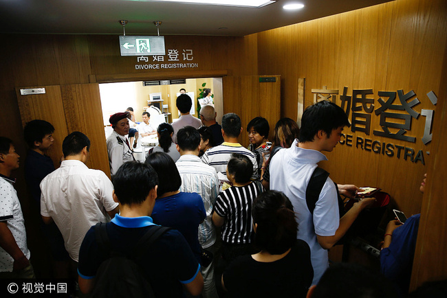 Карантин из-за коронавируса привел к вспышке разводов