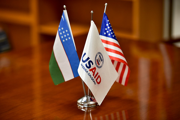 США поставит Узбекистану тест-системы для выявления коронавируса