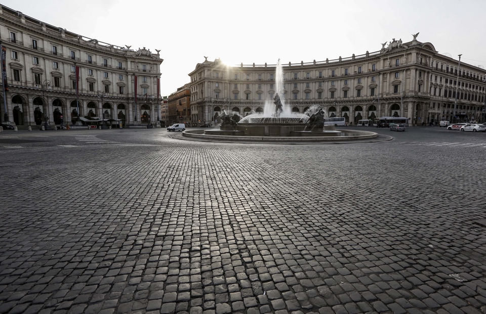 Треть населения планеты находится под домашним карантином