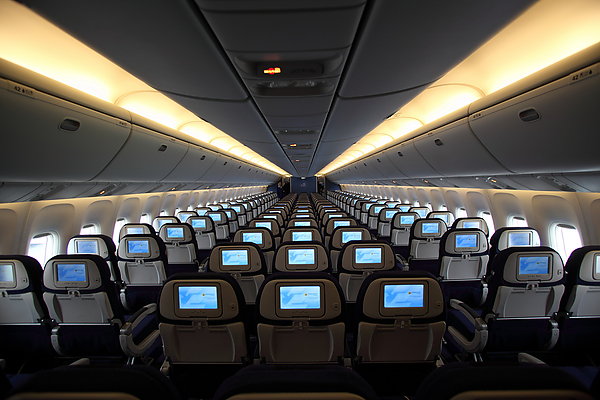 Прибывший чартером из Стамбула узбекистанец скончался от инсульта 