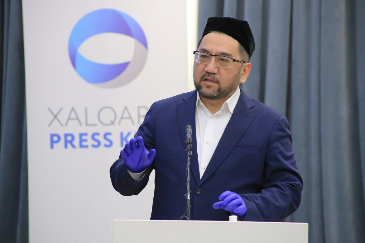 Главный имам Ташкента назвал людей без масок предателями своей семьи и родины