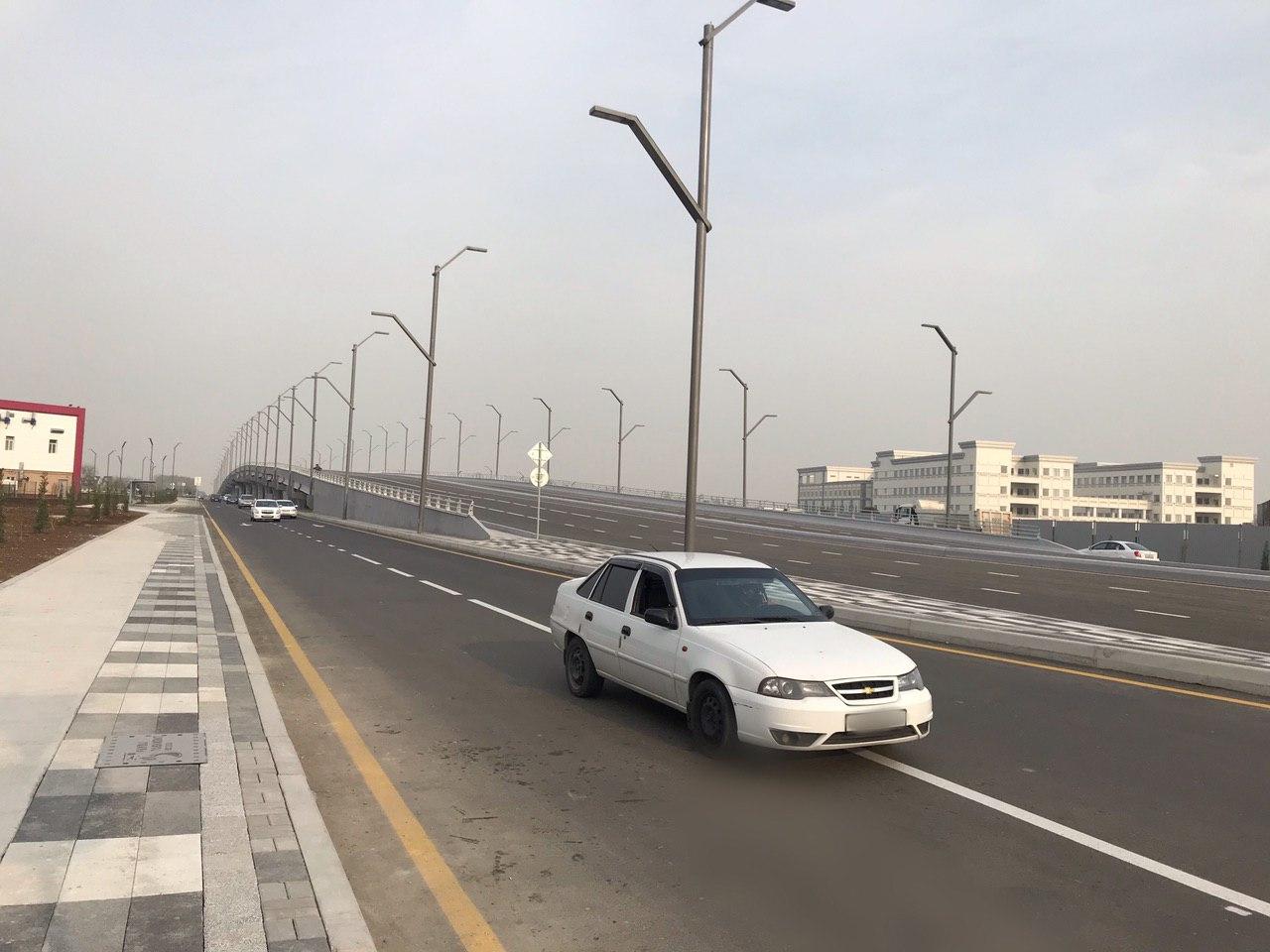 Стало известно, где можно ездить на автомобиле без стикера