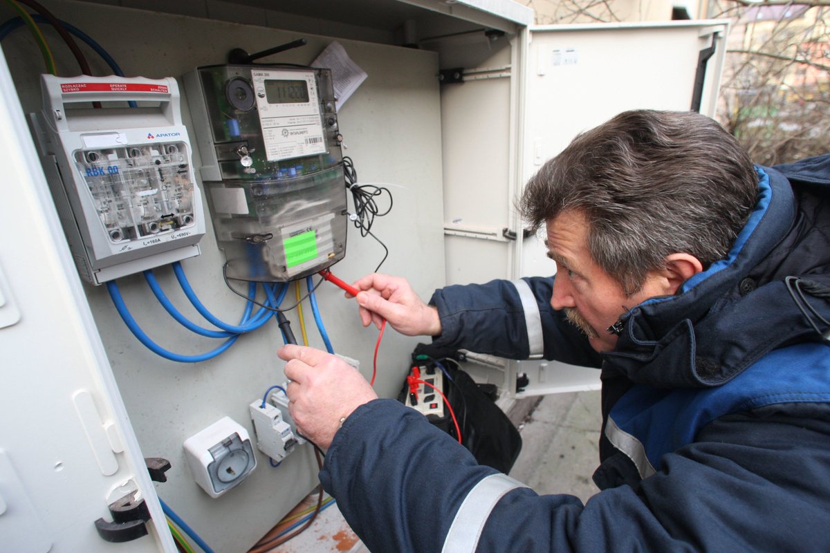 В Узбекистане приостановили проверку счетчиков во время карантина