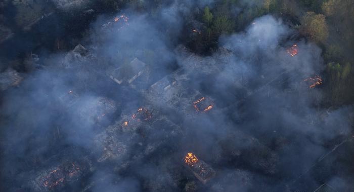 Из-за лесного пожара уровень радиации в Чернобыле превысил норму  
