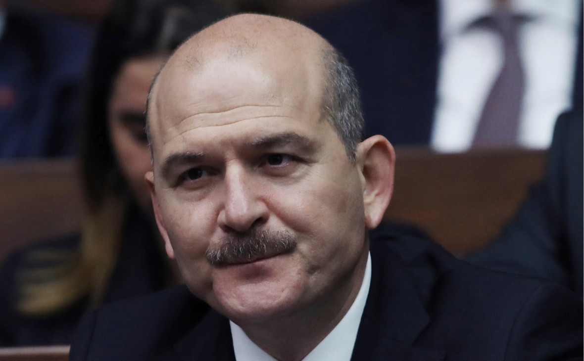 Глава МВД Турции подал в отставку после введения комендантского часа 