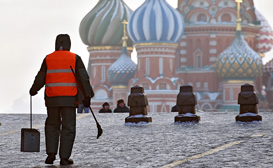 Госдума планирует автоматически продлить разрешение и трудовой патент оставшимся в России мигрантам