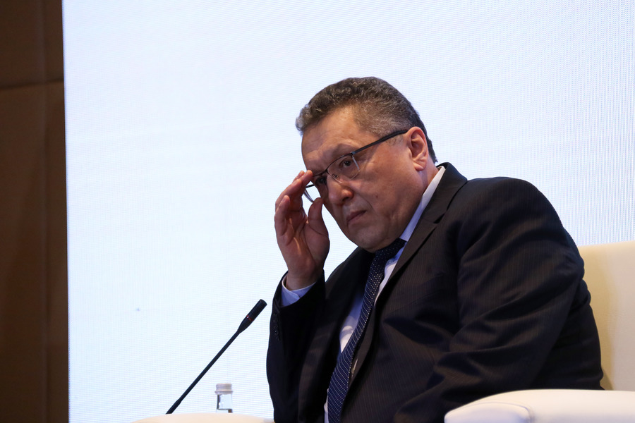 Глава ЦБ рассказал об увеличении спроса на валюту среди населения