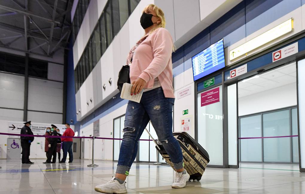 Иностранцам продлили запрет на въезд в Россию из-за коронавируса